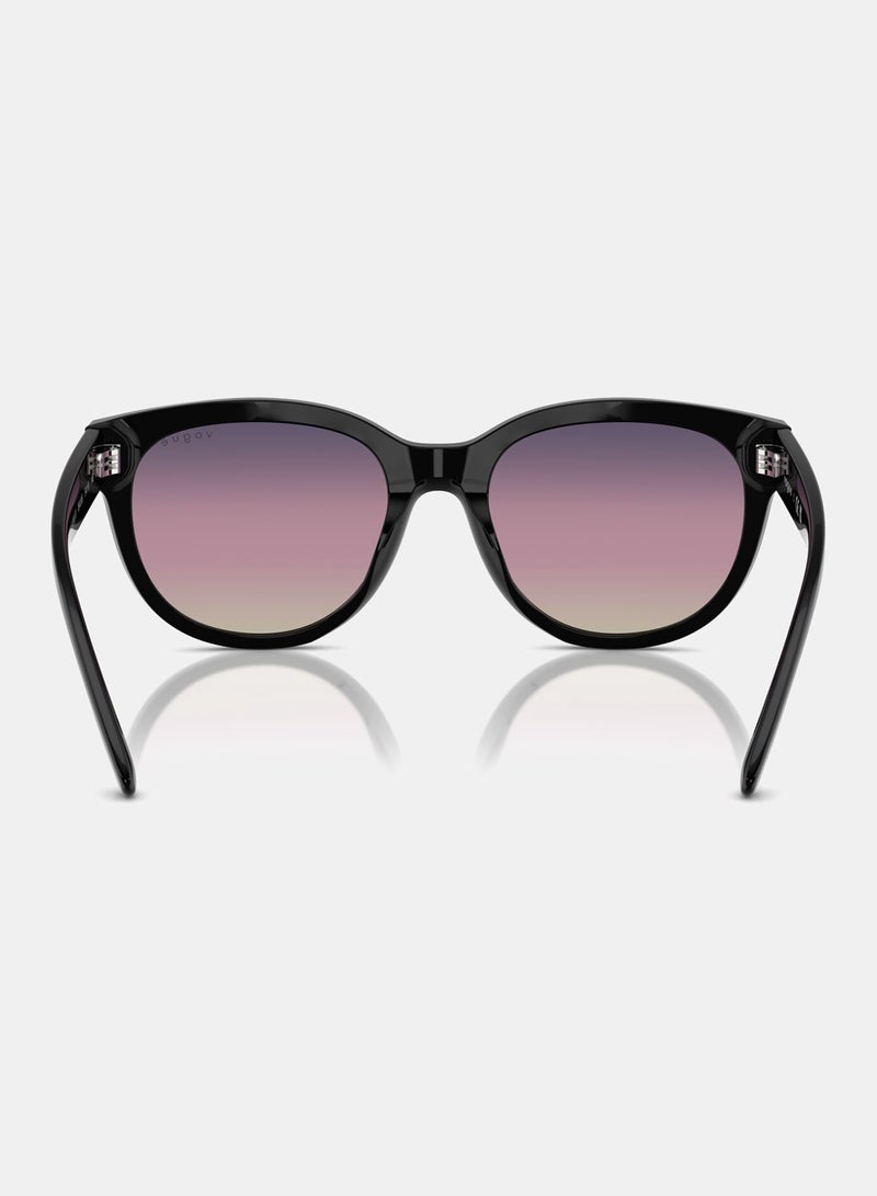 فوغ نظارة شمسية بإطار كامل عين القطة 0VO5592SI - Image 4